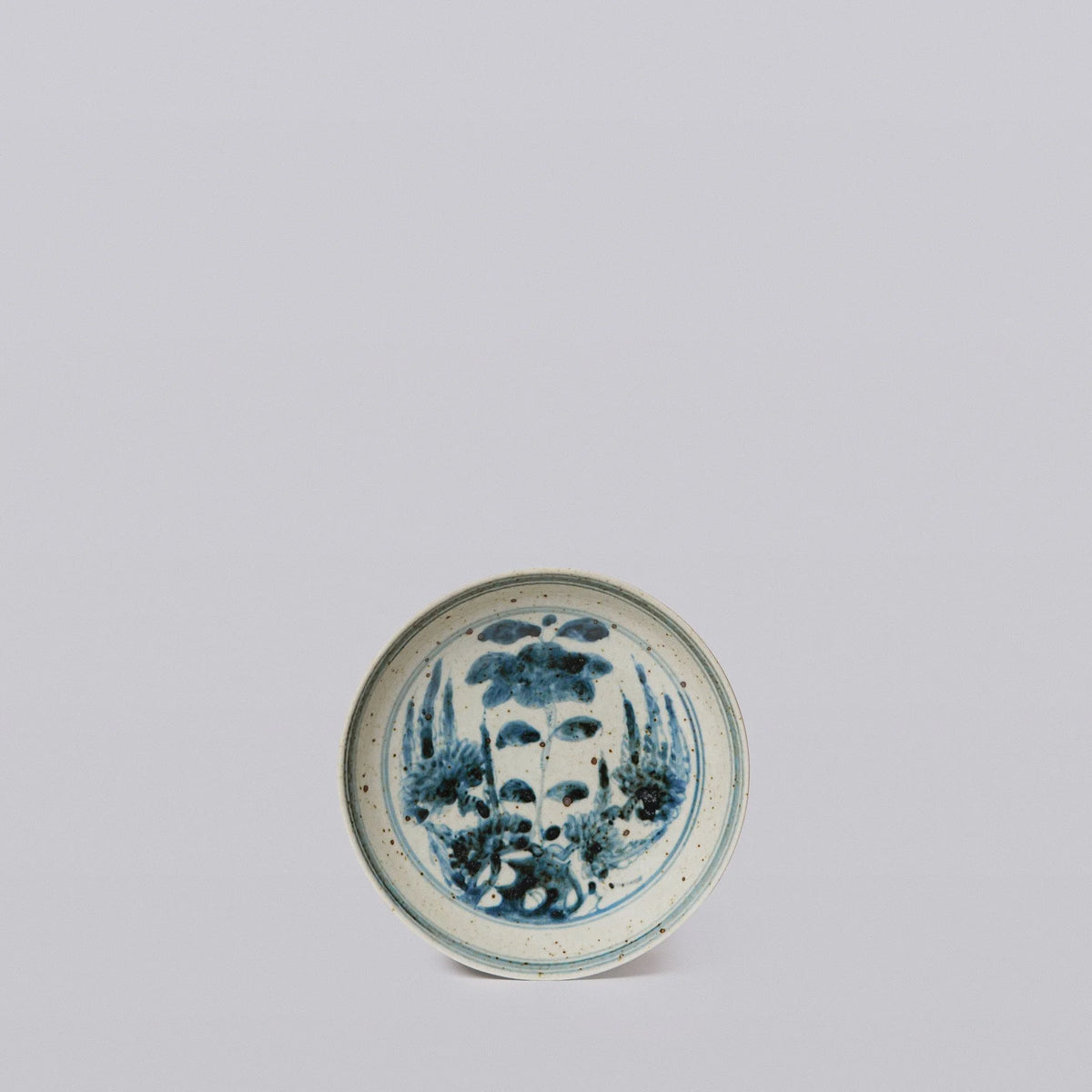 SMALL BLUE AND WHITE FLORAL BOUQUET PORCELAIN DISH