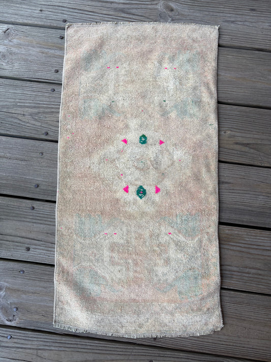 Turkish Rug 19 x 39