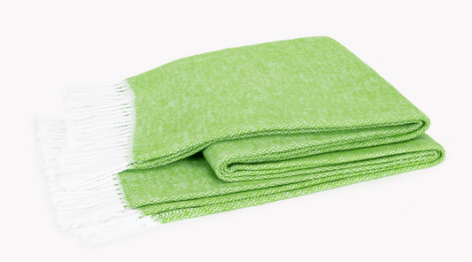 Pezzo Throw Grass